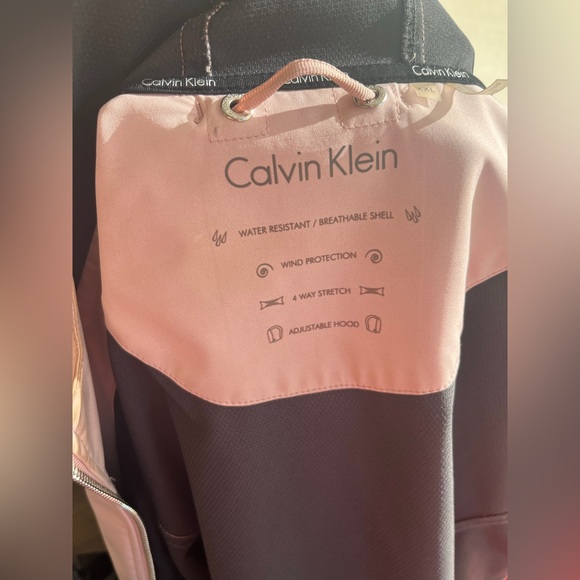 Calvin Klein rain jacket - Picture 4 of 7